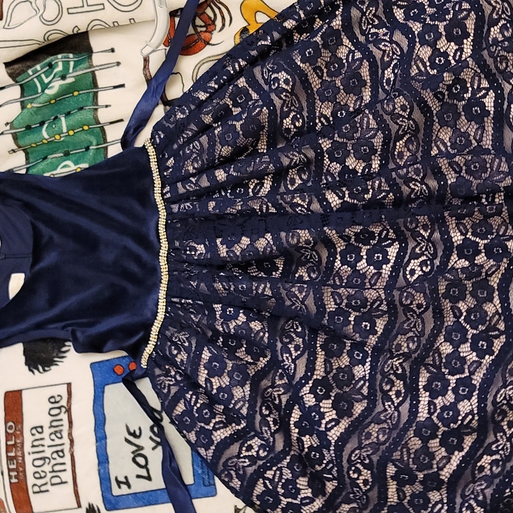 Girls dress